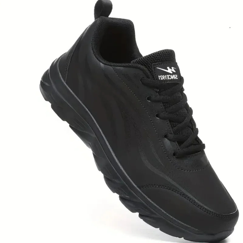 Men's fashionable sports shoes, comfortable anti-slip lace-up soft-soled shoes, large-sized men's shoes, suitable for couples