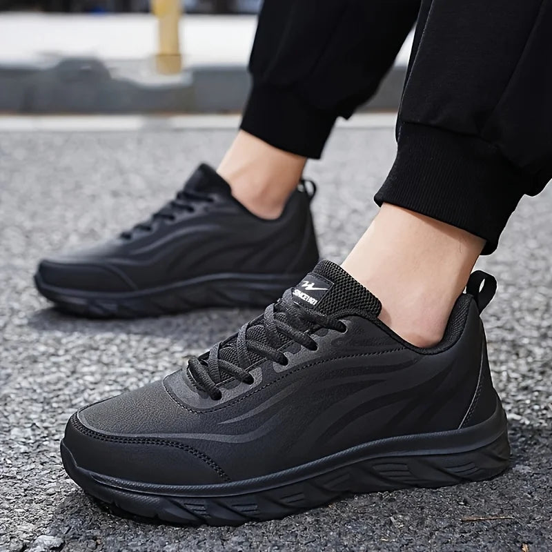 Men's fashionable sports shoes, comfortable anti-slip lace-up soft-soled shoes, large-sized men's shoes, suitable for couples